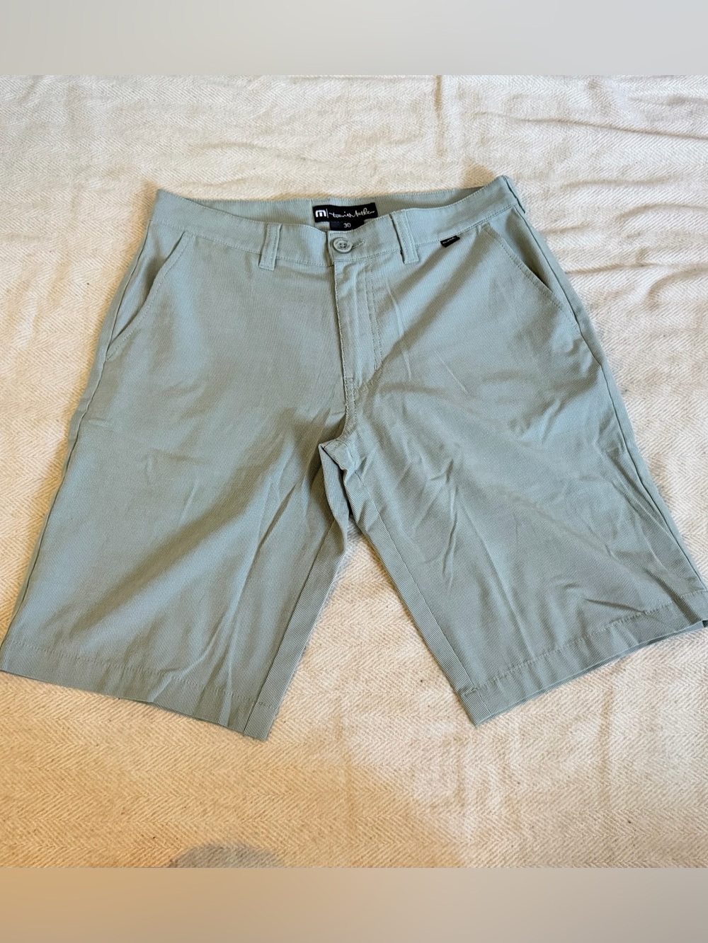 TravisMathew Men's Golf Shorts Flat Front Solid Button w/Pockets size Small